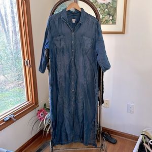 Chico’s size 4 maxi denim dress.